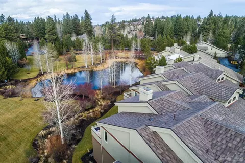 19584 Painted Ridge Loop, Bend, OR 97702 photo 2