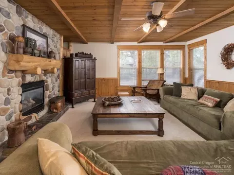 17713 Quelah Ln, Sunriver, OR 97707 photo 5