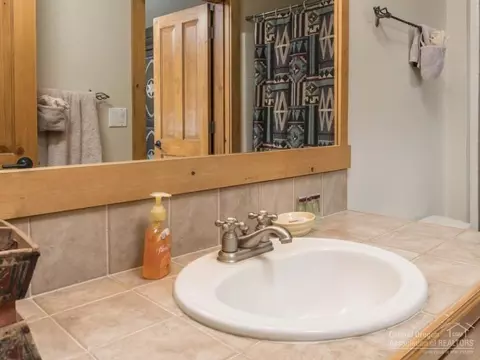 17713 Quelah Ln, Sunriver, OR 97707 photo 17