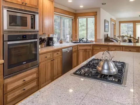 17713 Quelah Ln, Sunriver, OR 97707 photo 8