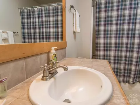 17713 Quelah Ln, Sunriver, OR 97707 photo 18