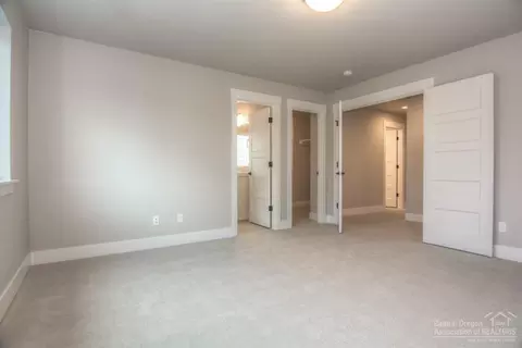 1312 NE Hoover Loop, Bend, OR 97701 photo 19