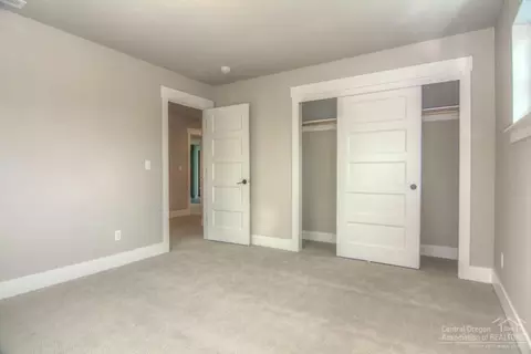 1312 NE Hoover Loop, Bend, OR 97701 photo 22
