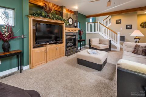 62732 Larkview Rd, Bend, OR 97701 photo 4