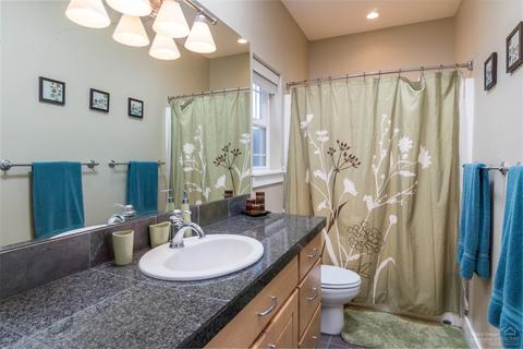 62732 Larkview Rd, Bend, OR 97701 photo 17