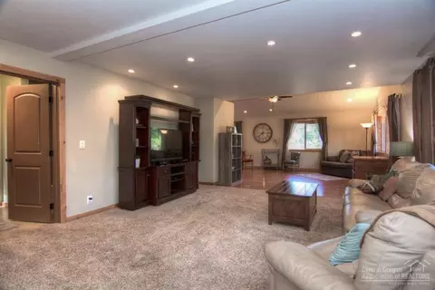 19685 Baker Rd, Bend, OR 97702 photo 14