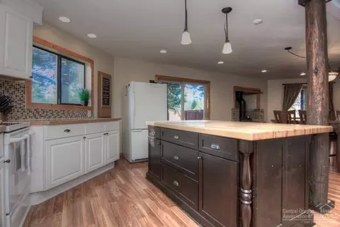 19685 Baker Rd, Bend, OR 97702 photo 10