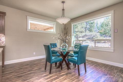 60448 Hedgewood Ln, Bend, OR 97702 photo 12