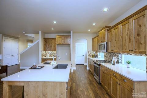 60448 Hedgewood Ln, Bend, OR 97702 photo 10