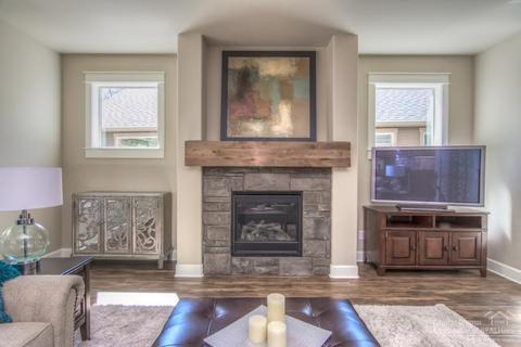 60448 Hedgewood Ln, Bend, OR 97702 photo 5