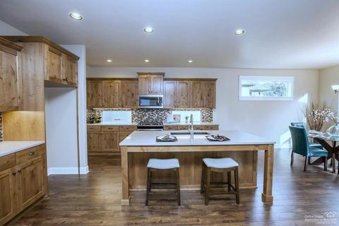 60448 Hedgewood Ln, Bend, OR 97702 photo 7
