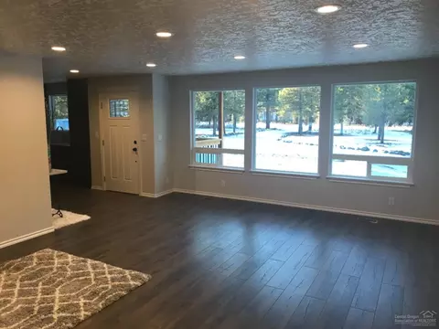 52442 Westley Loop, La Pine, OR 97739 photo 11