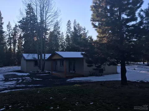 52442 Westley Loop, La Pine, OR 97739 photo 5