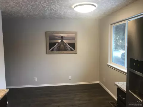 52442 Westley Loop, La Pine, OR 97739 photo 13