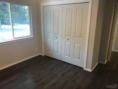 52442 Westley Loop, La Pine, OR 97739 photo 18