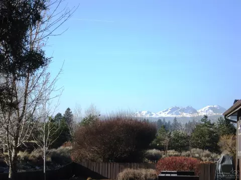 61177 Ridgewater Loop, Bend, OR 97702 photo 3
