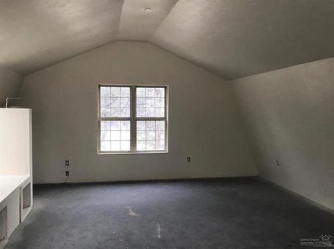67166 Harrington Loop Rd, Bend, OR 97703 photo 18