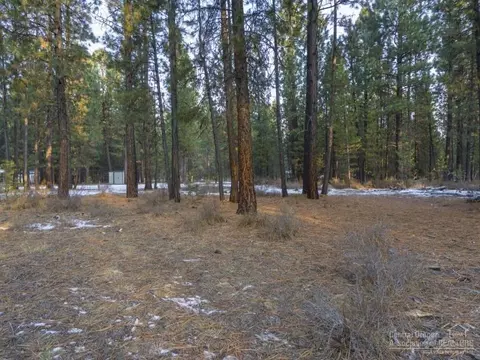 15764 Shellie Ln, La Pine, OR 97739 photo 16