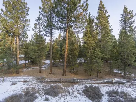 15764 Shellie Ln, La Pine, OR 97739 photo 8