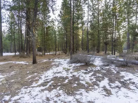 15764 Shellie Ln, La Pine, OR 97739 photo 10