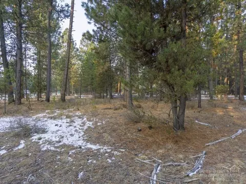 15764 Shellie Ln, La Pine, OR 97739 photo 17