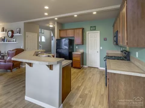62020 Quail Run Pl, Bend, OR 97701 photo 6