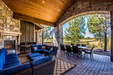 56942 Dancing Rock Loop, Bend, OR 97707 photo 17