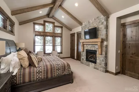 56942 Dancing Rock Loop, Bend, OR 97707 photo 5
