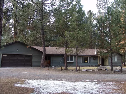 52159 Foxtail Rd, La Pine, OR 97739 photo 1
