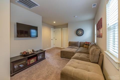 20772 NE Smoke Stack, Bend, OR 97701 photo 20