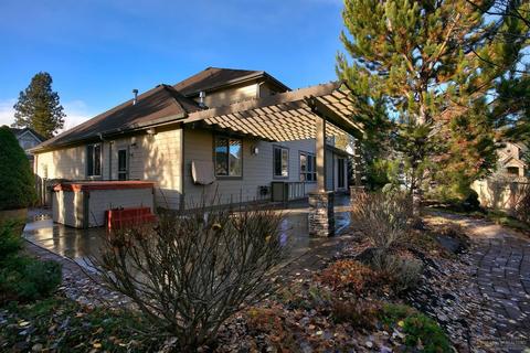 60892 Oasis Pl, Bend, OR 97702 photo 2