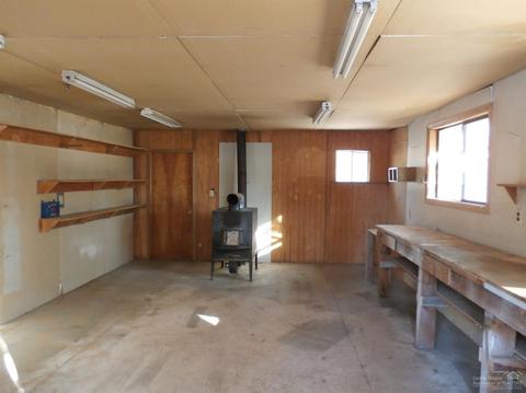 67200 Harrington Loop, Bend, OR 97703 photo 4
