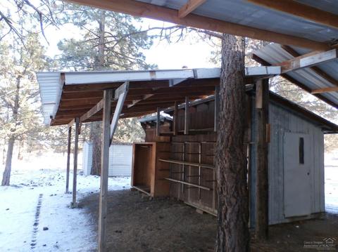 67200 Harrington Loop, Bend, OR 97703 photo 9