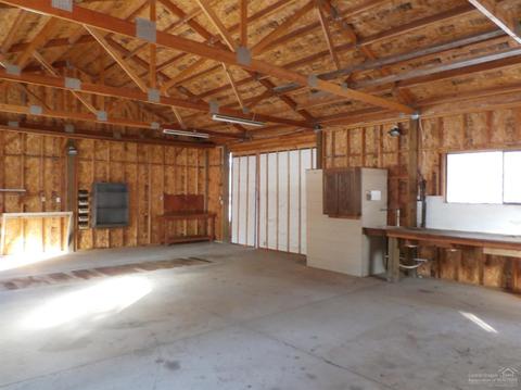 67200 Harrington Loop, Bend, OR 97703 photo 5