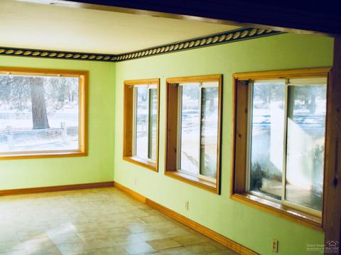 67200 Harrington Loop, Bend, OR 97703 photo 19