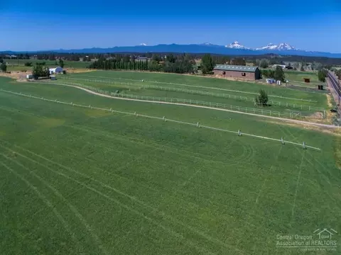 66265 White Rock Loop, Bend, OR 97701 photo 13