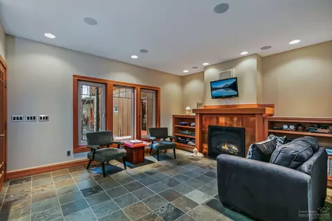 60875 Gosney Rd, Bend, OR 97702 photo 9