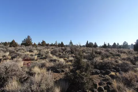 60870 Billadeau Rd, Bend, OR 97702 photo 3
