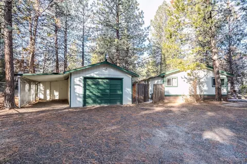 61108 Chuckanut Dr, Bend, OR 97702 photo 24