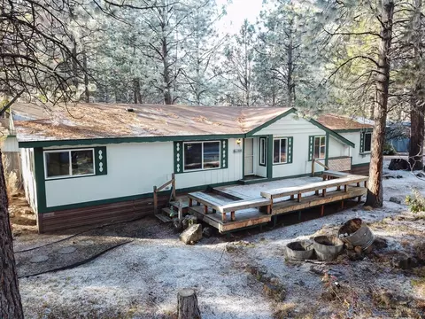 61108 Chuckanut Dr, Bend, OR 97702 photo 4