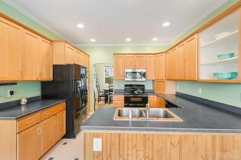 21075 Young Ave, Bend, OR 97701 photo 9