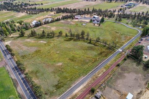 21075 Young Ave, Bend, OR 97701 photo 23