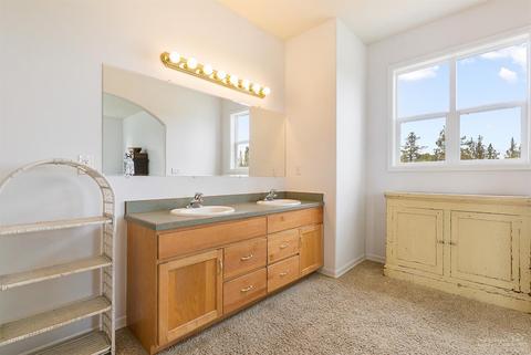 21075 Young Ave, Bend, OR 97701 photo 12