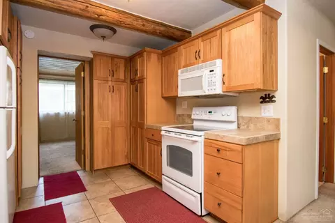 19245 Indian Summer Rd, Bend, OR 97702 photo 10