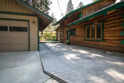 19245 Indian Summer Rd, Bend, OR 97702 photo 5