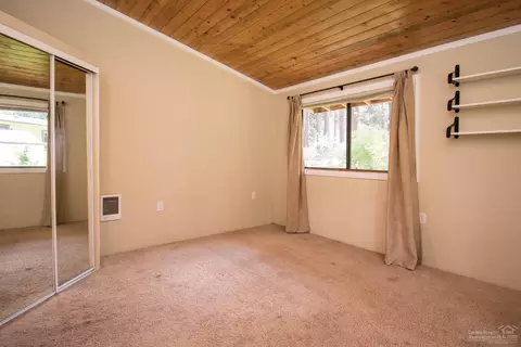 19245 Indian Summer Rd, Bend, OR 97702 photo 16