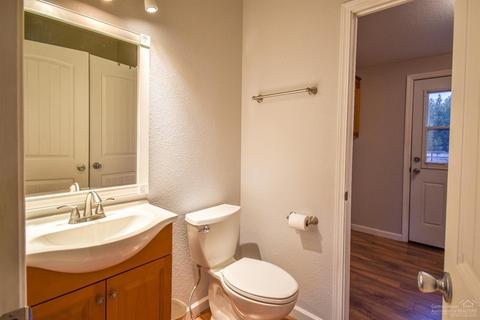 55855 Swan Rd, Bend, OR 97707 photo 13