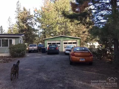 60964 Alpine Ln, Bend, OR 97702 photo 2