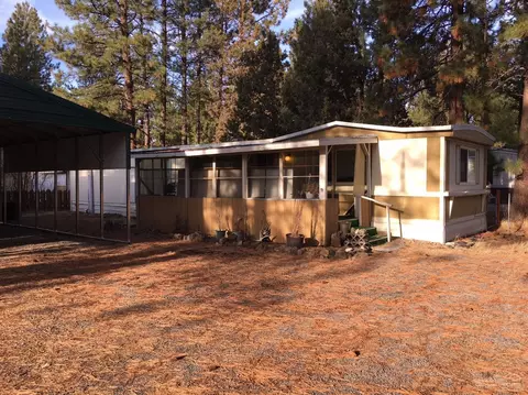 60944 Aspen Ln, Bend, OR 97702 photo 1
