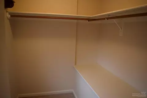 4374 Berry Ln, Eugene, OR 97404 photo 10